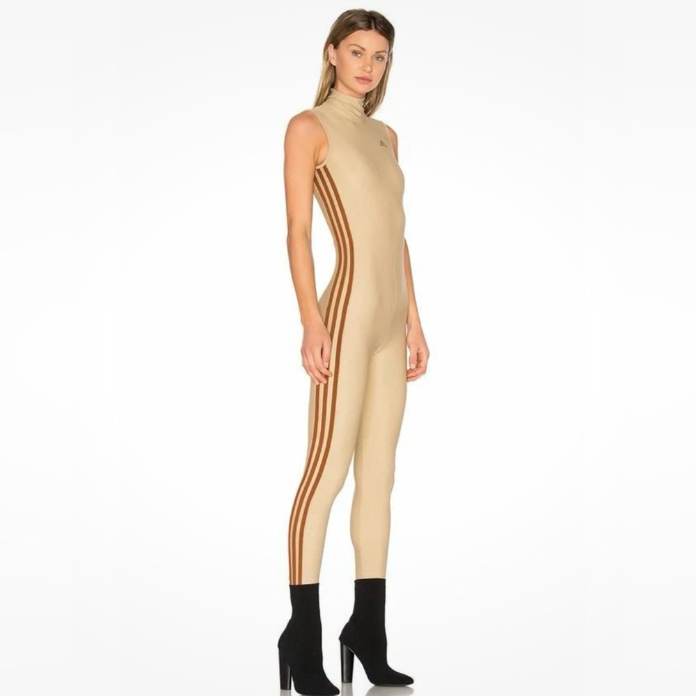 Yeezy Season 3 Adidas BQ8846 Athletic Jumpsuit Desert ( M )